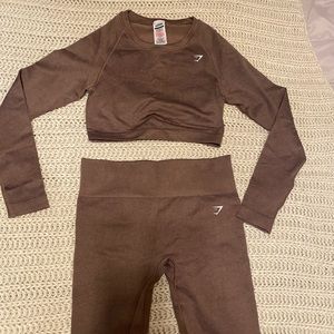 Worn once or twice. Like new!